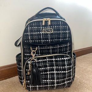 Itzy Ritzy diaper bag (Kelly boss)